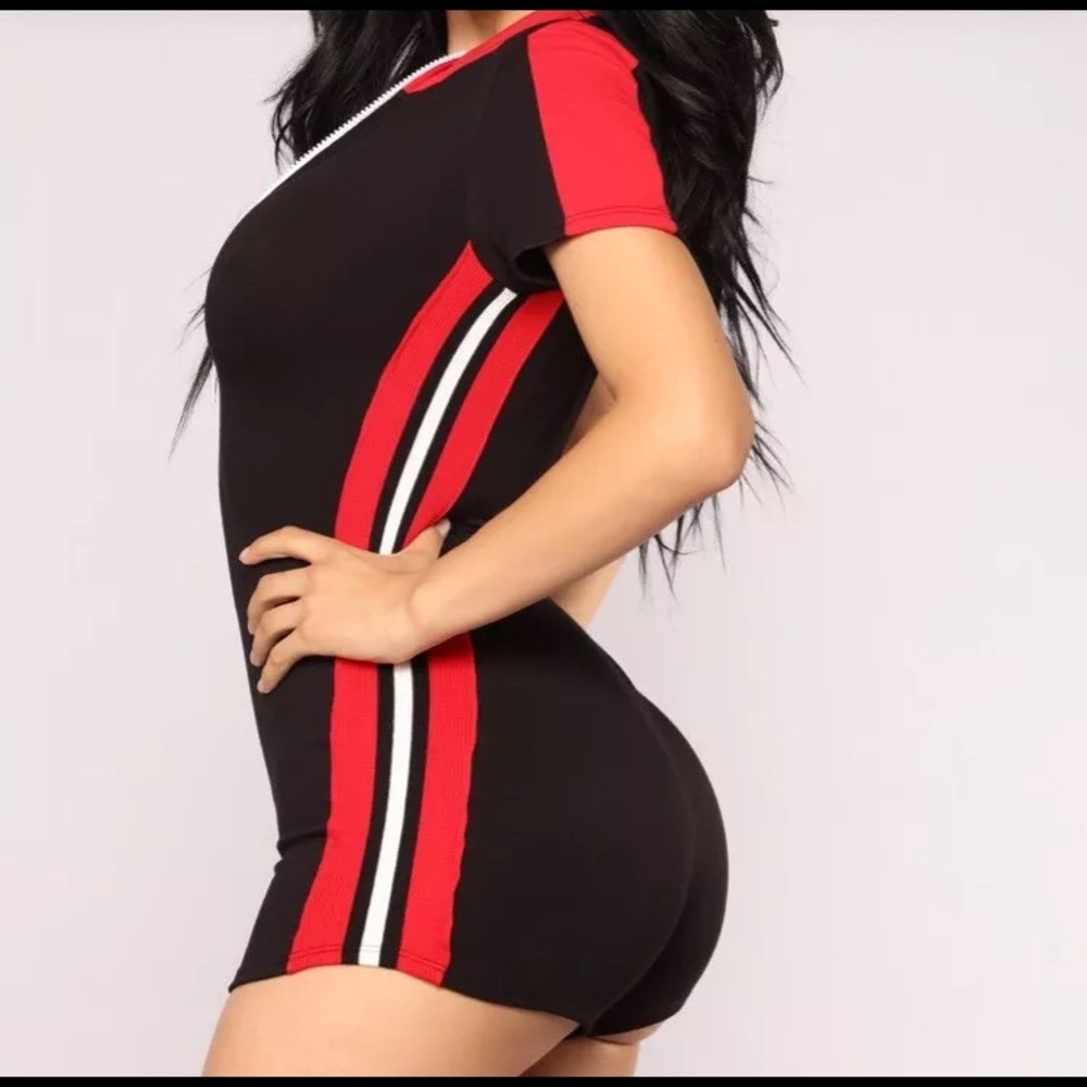 Fashion Nova ‘Feelin Alive’ Romper Sz L